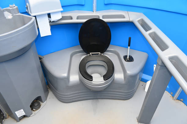 Best Best portable toilet rental  in Clinton, OH